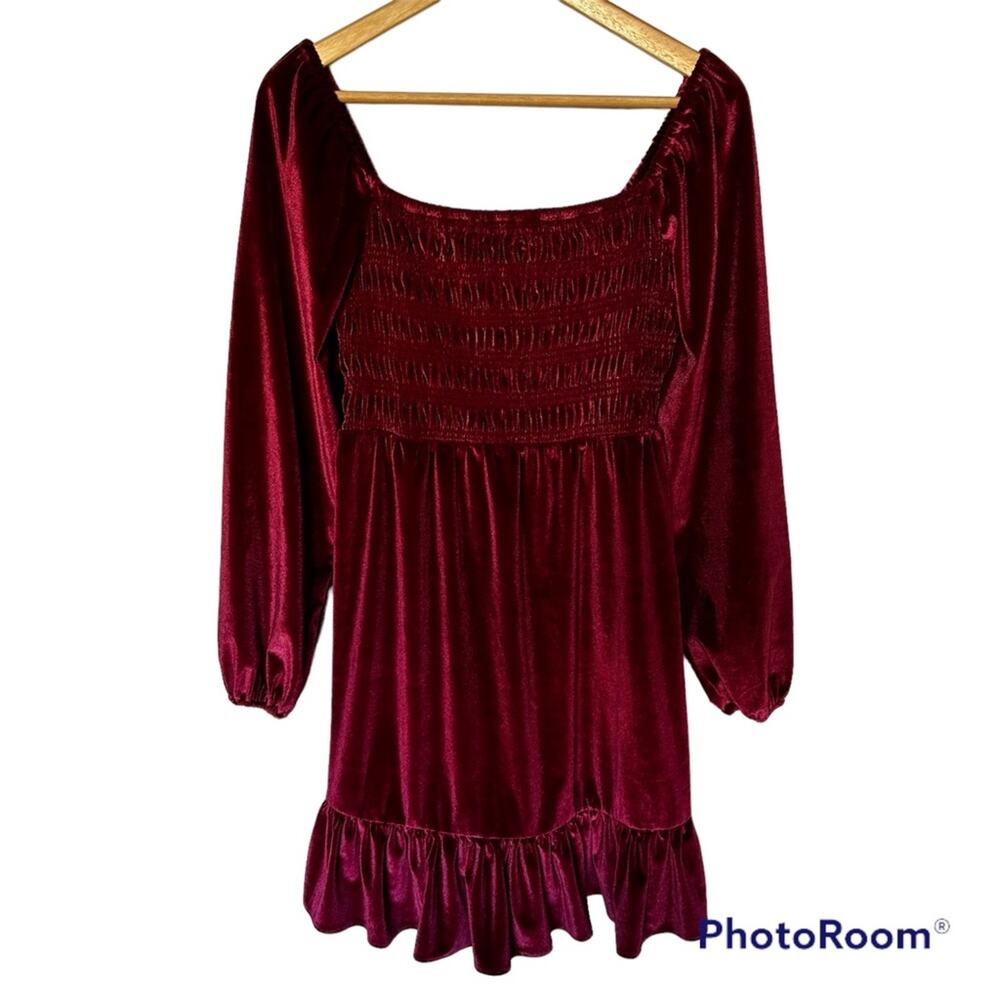 Lauren Conrad womanโs dress xsโ